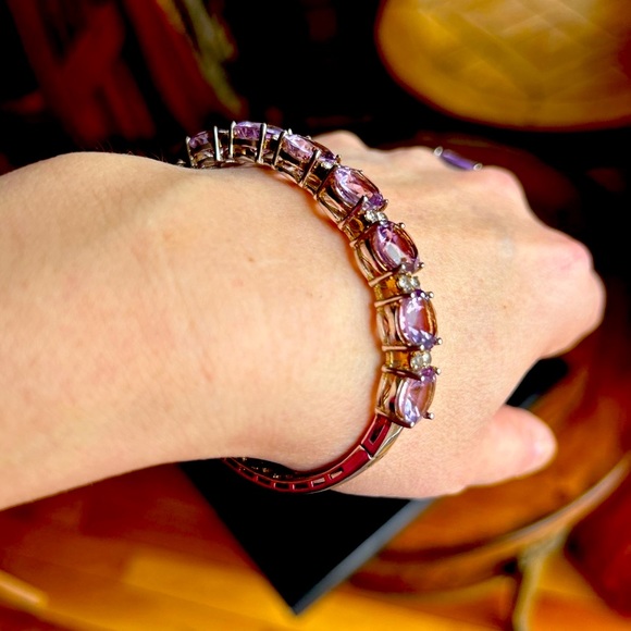 Rose De France Amethyst Bangle - Picture 5 of 5